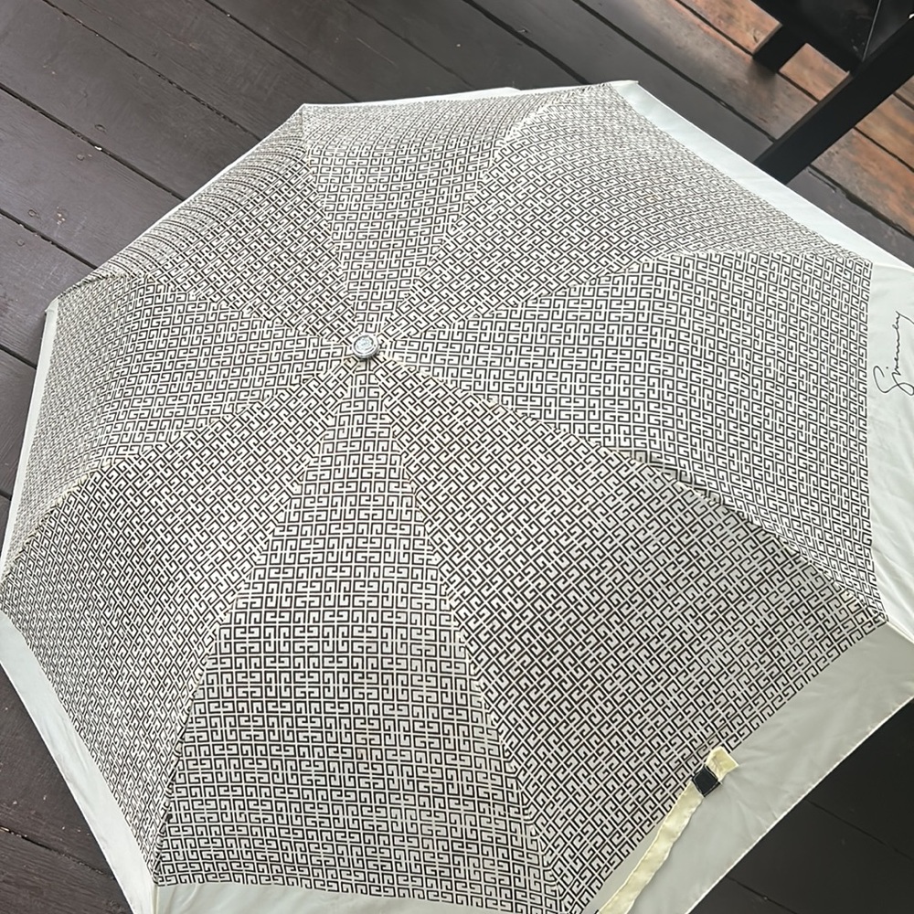 Brown and cream color umbrella